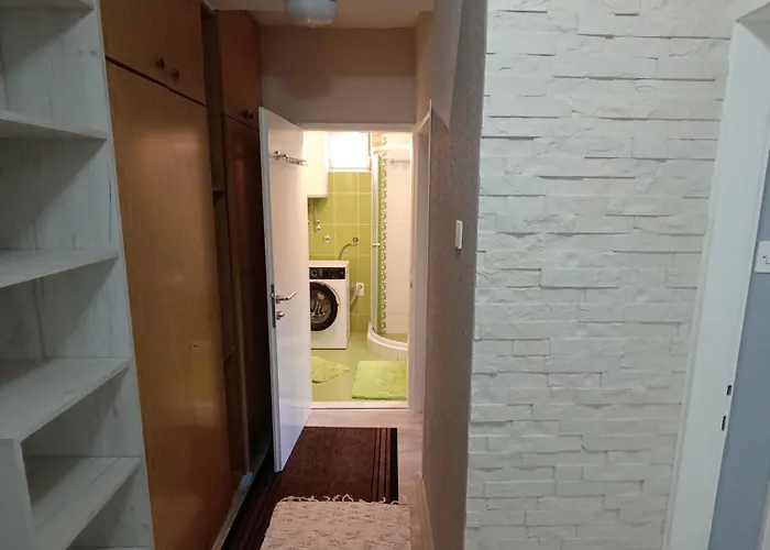 Stan Na Dan 아파트 알렉시나츠