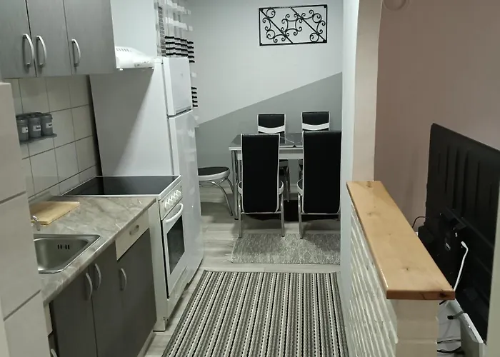 아파트 Stan Na Dan