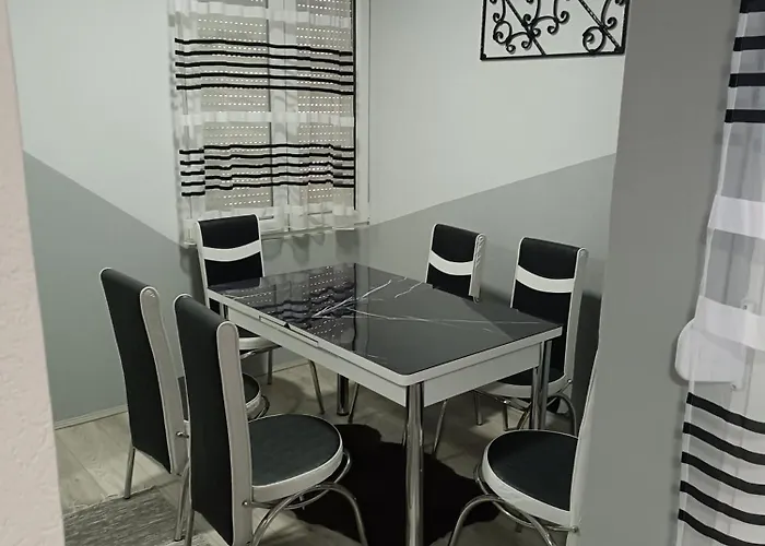 아파트 Stan Na Dan